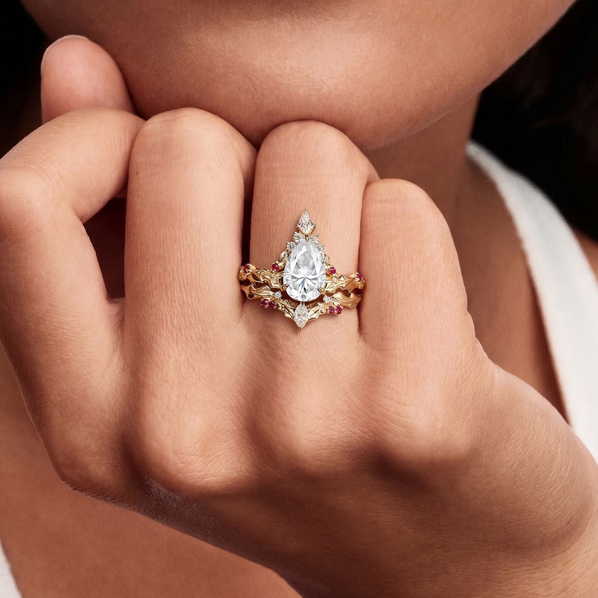 Stackable Botanical Pear Moissanite Ring Set - Gold