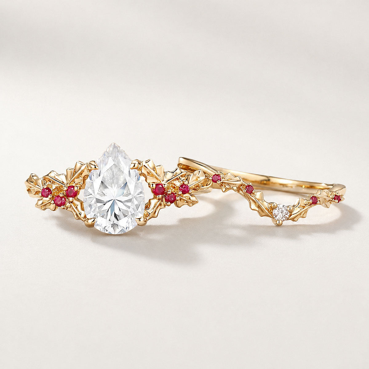 Stackable Holly Pear Moissanite Ring Set - Gold