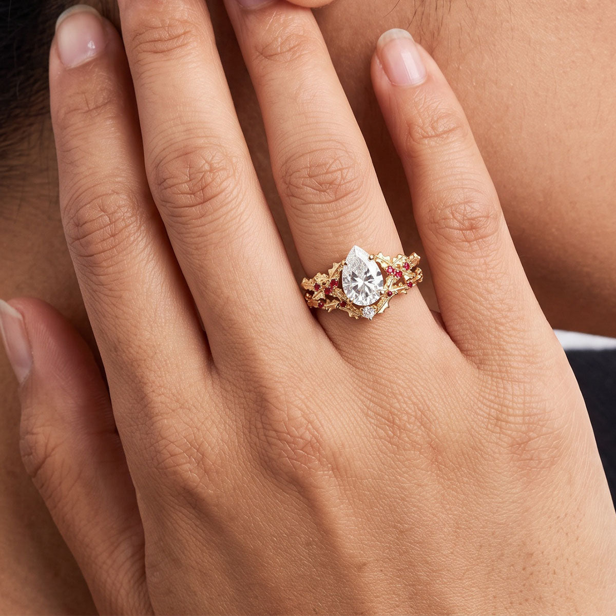 Stackable Holly Pear Moissanite Ring Set - Gold