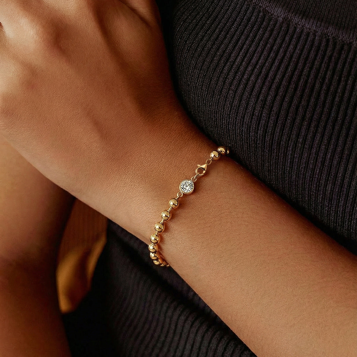Bezel Moissanite Beaded Bracelet - Gold