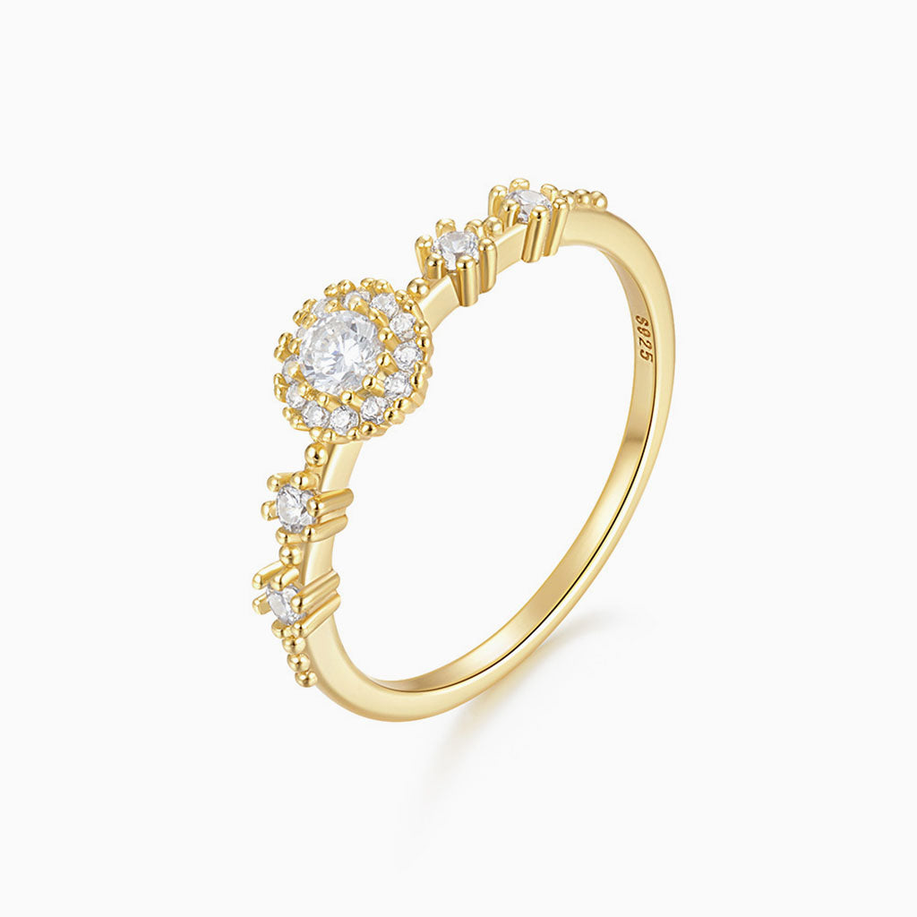 Brilliant Diamond Halo Ring - Gold