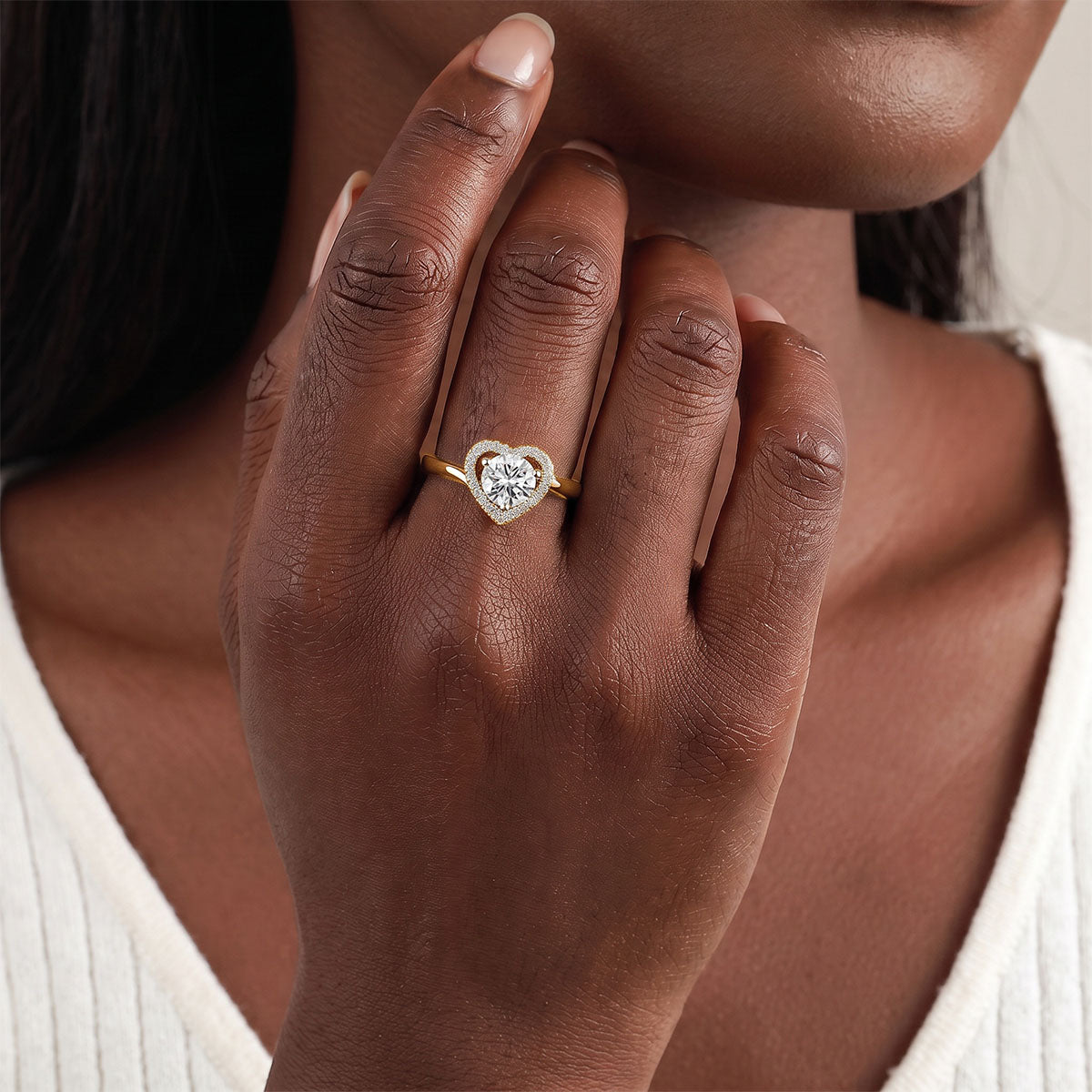 Brilliant Moissanite Heart Halo Band Ring - Gold
