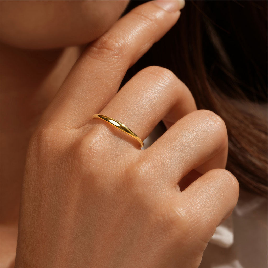 Dainty Dome Ring - Gold