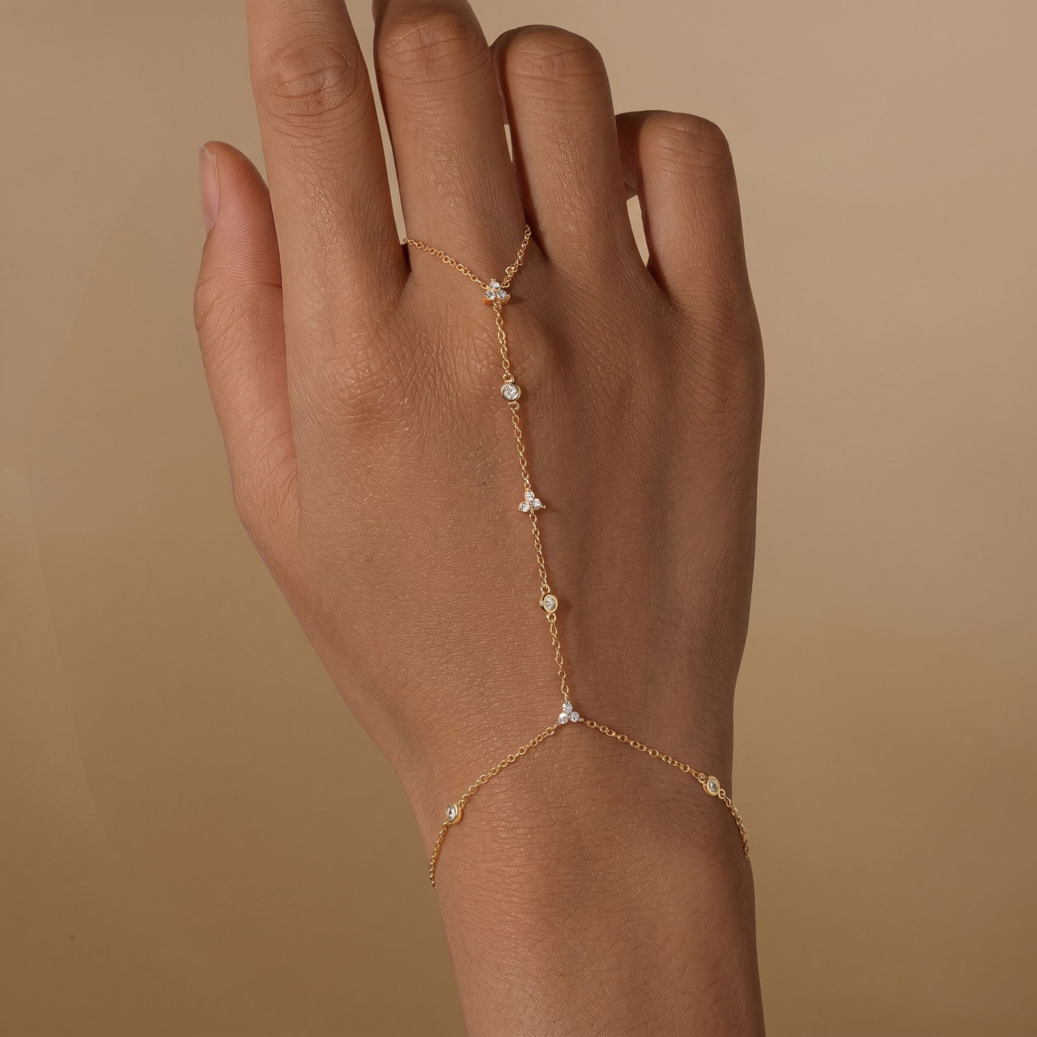 Diamond Flower Hand Chain Bracelet - Gold