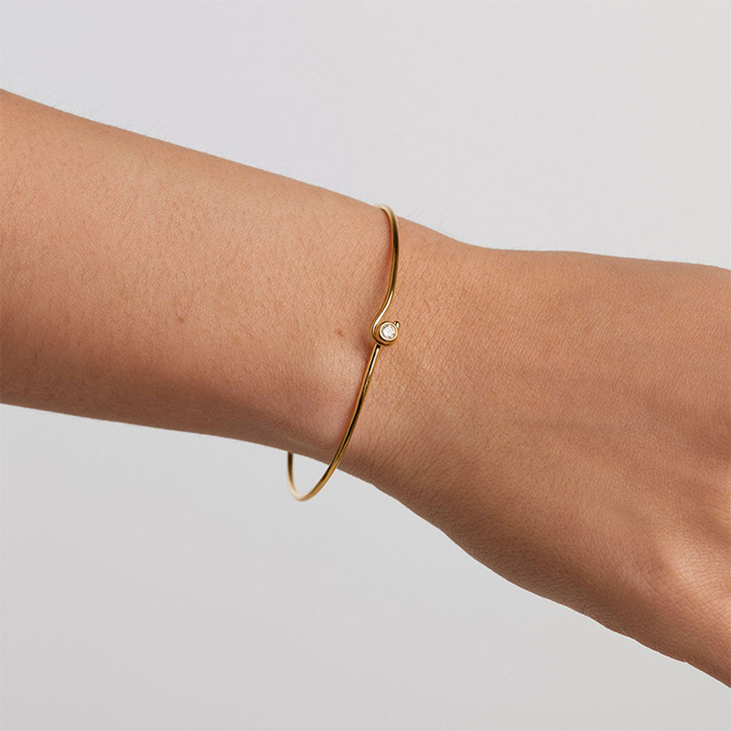 Diamond Solitaire Hook Bangle Bracelet - Gold