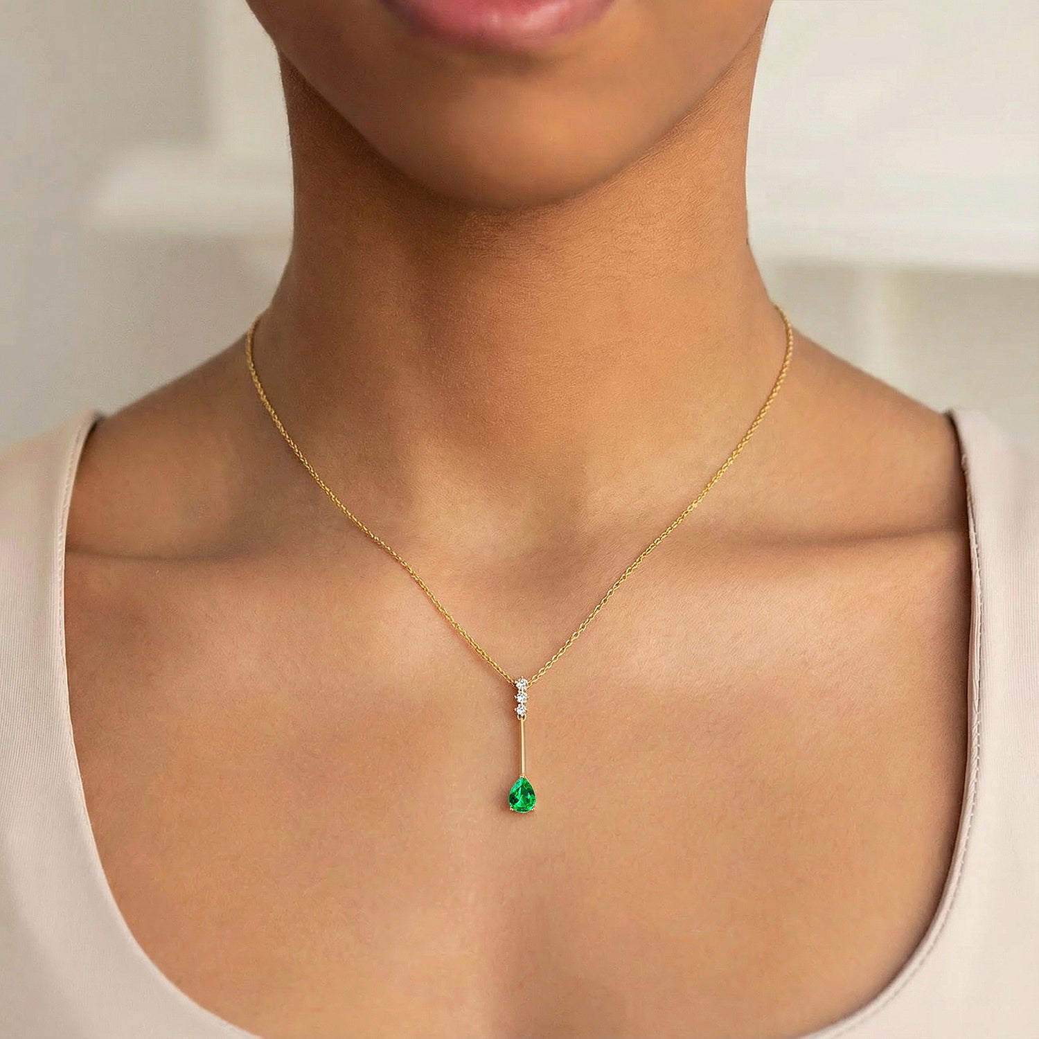 Emerald Violin Four Stone Necklace - Gold