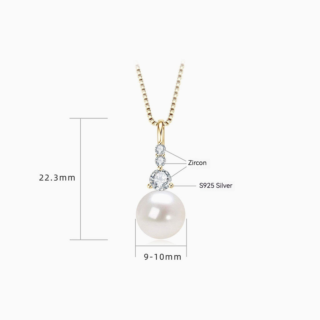 Freshwater Pearl Three Stone Necklace - Gold