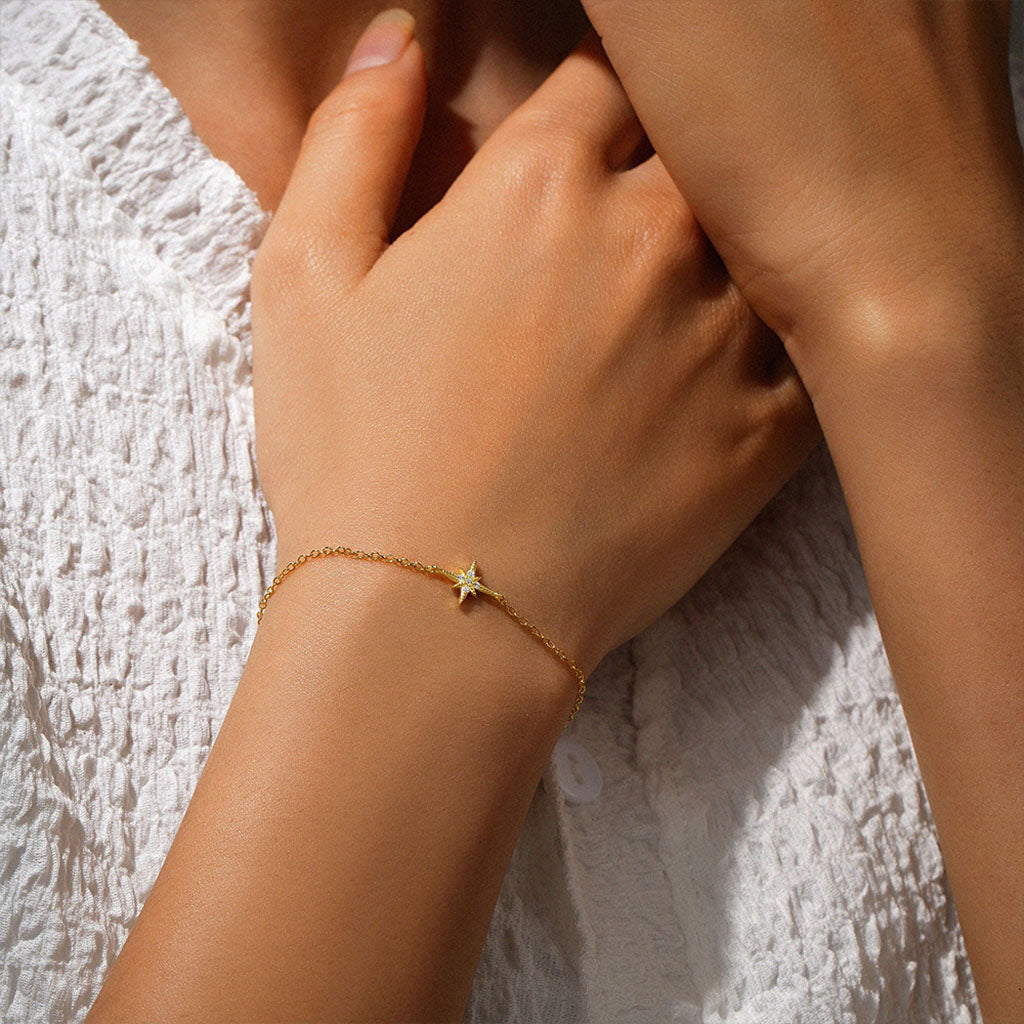 Glitter Simulated Diamond North Star Bracelet - Gold