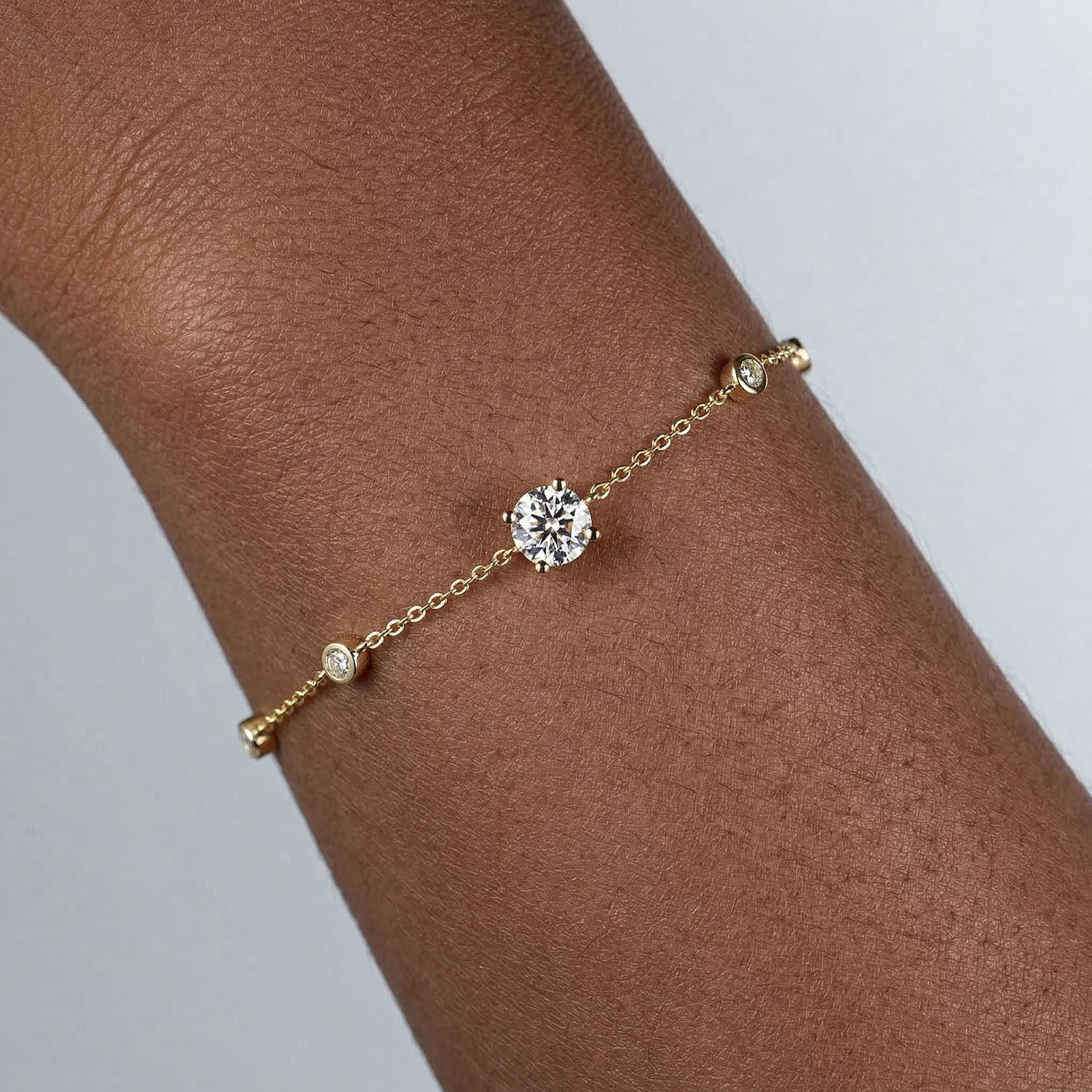 Halo Moissanite Station Bracelet - Gold