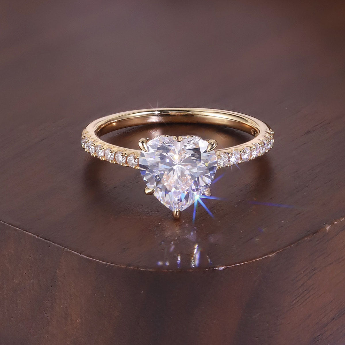 Heart Pavé Moissanite Ring - Gold