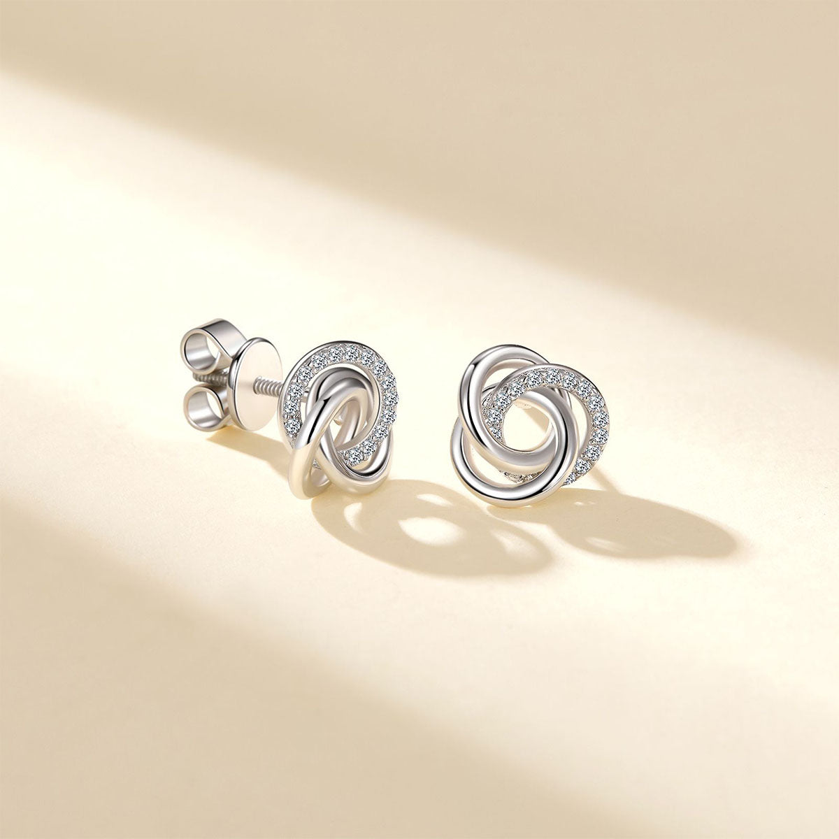 Interlocking Knot Floral Moissanite Stud Earrings - Silver
