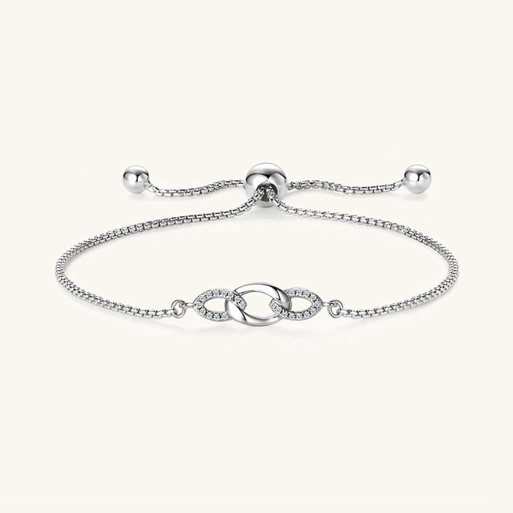 Interlocking Link Moissanite Bolo Bracelet - Silver