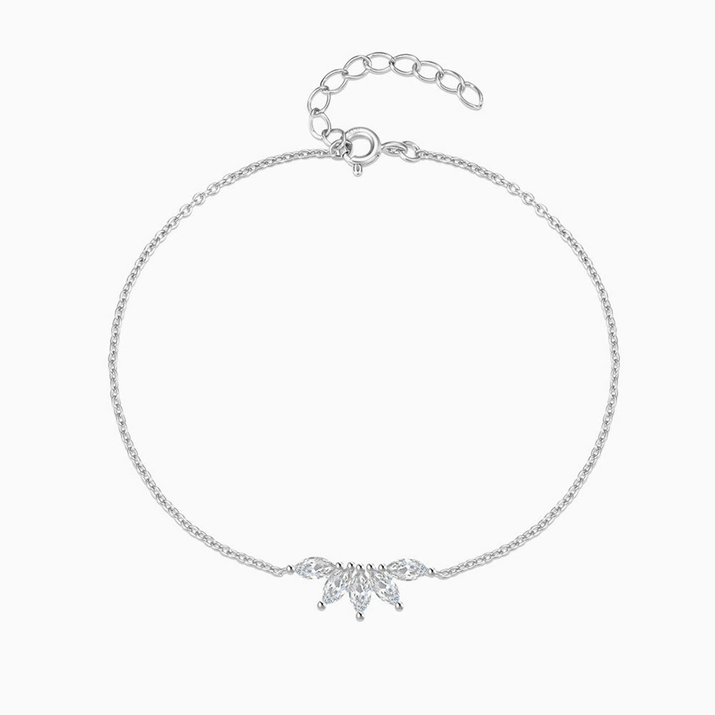 Luminous Diamond Crown Bracelet - Silver