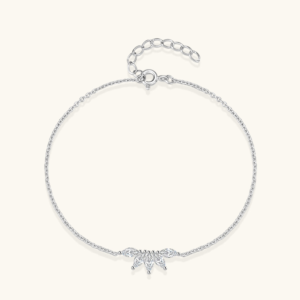 Luminous Diamond Crown Bracelet - Silver