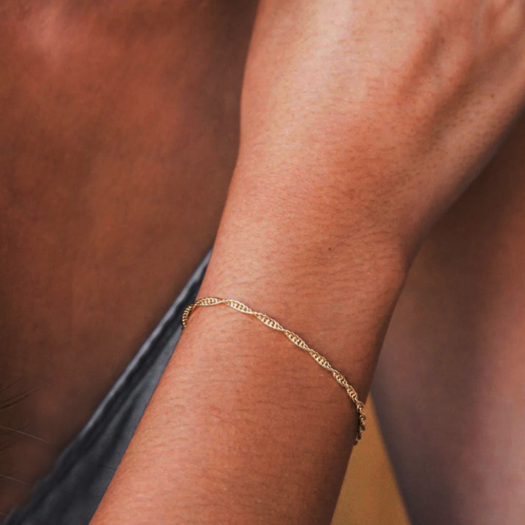 Minimalist Singapore Chain Bracelet - Gold