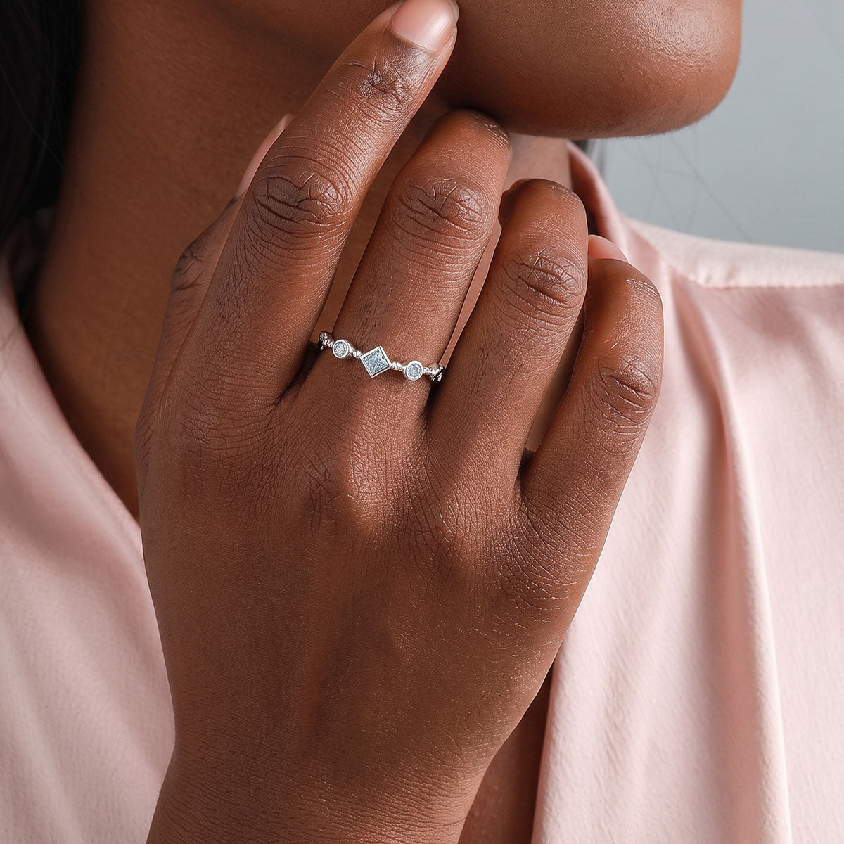 Mixed Cut Moissanite Station Twisted Rope Ring - Silver