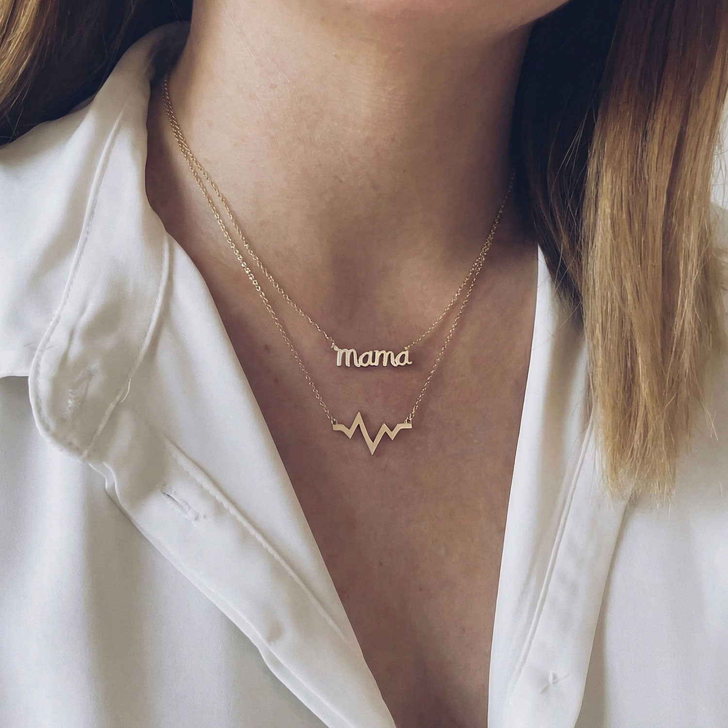 Modern Script Mama Necklace - Gold