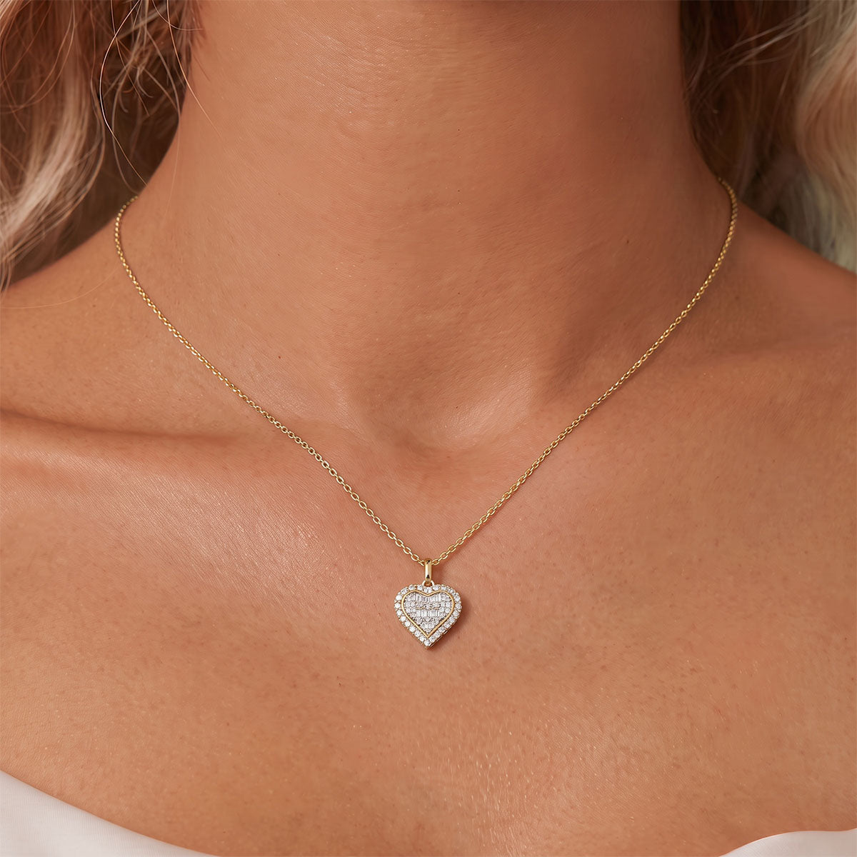 Multi Moissanite Heart Pendant Necklace - Gold