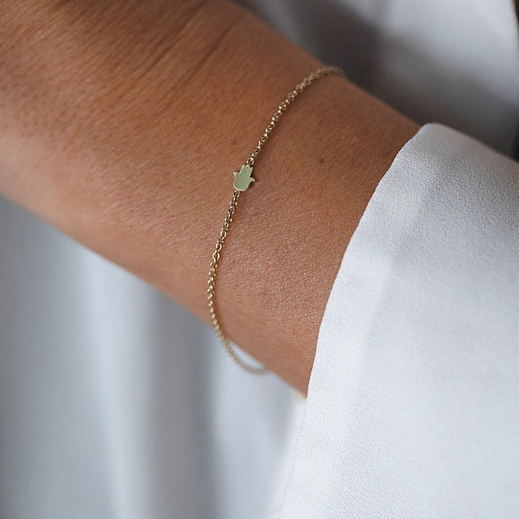 Petite Hamsa Hand Chain Bracelet - Gold