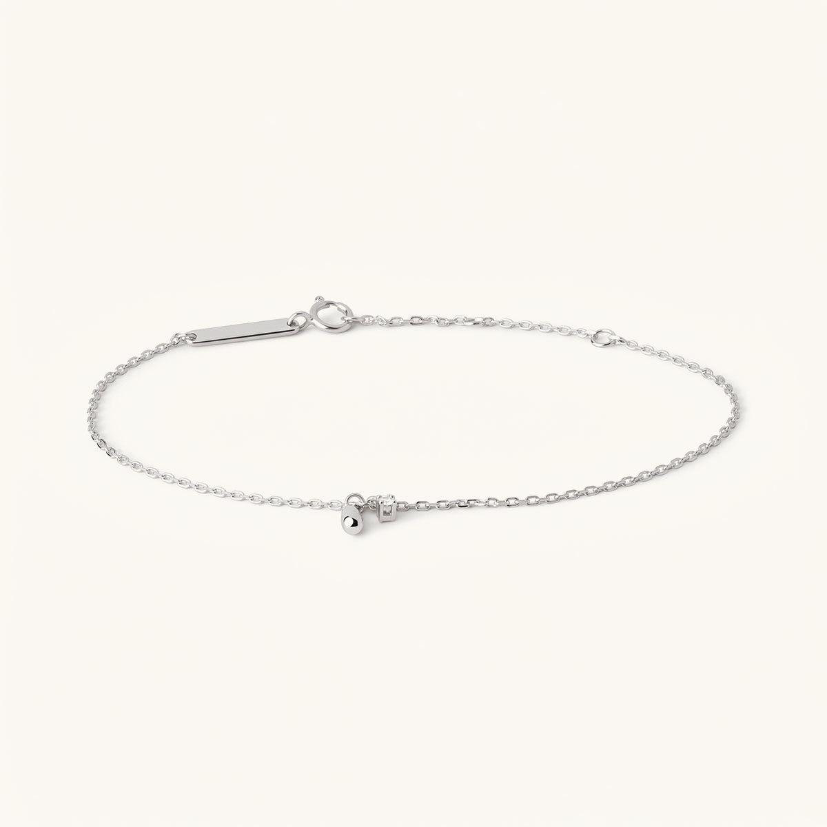 Graduated Pave Bar Bracelet - Silver