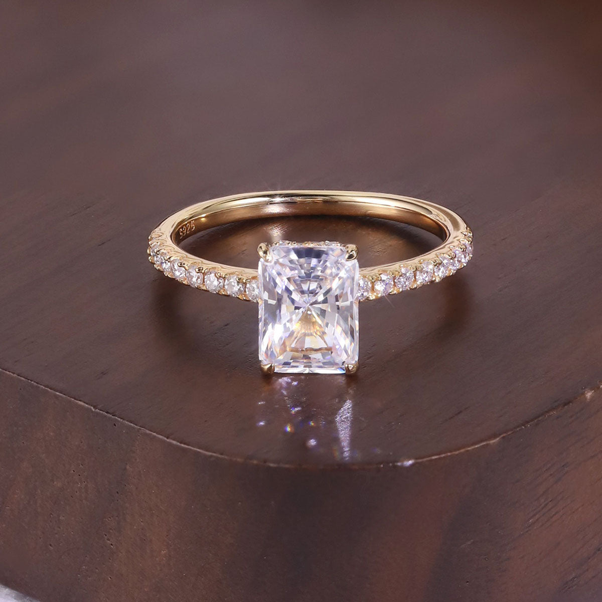 Radiant Pavé Moissanite Ring - Gold