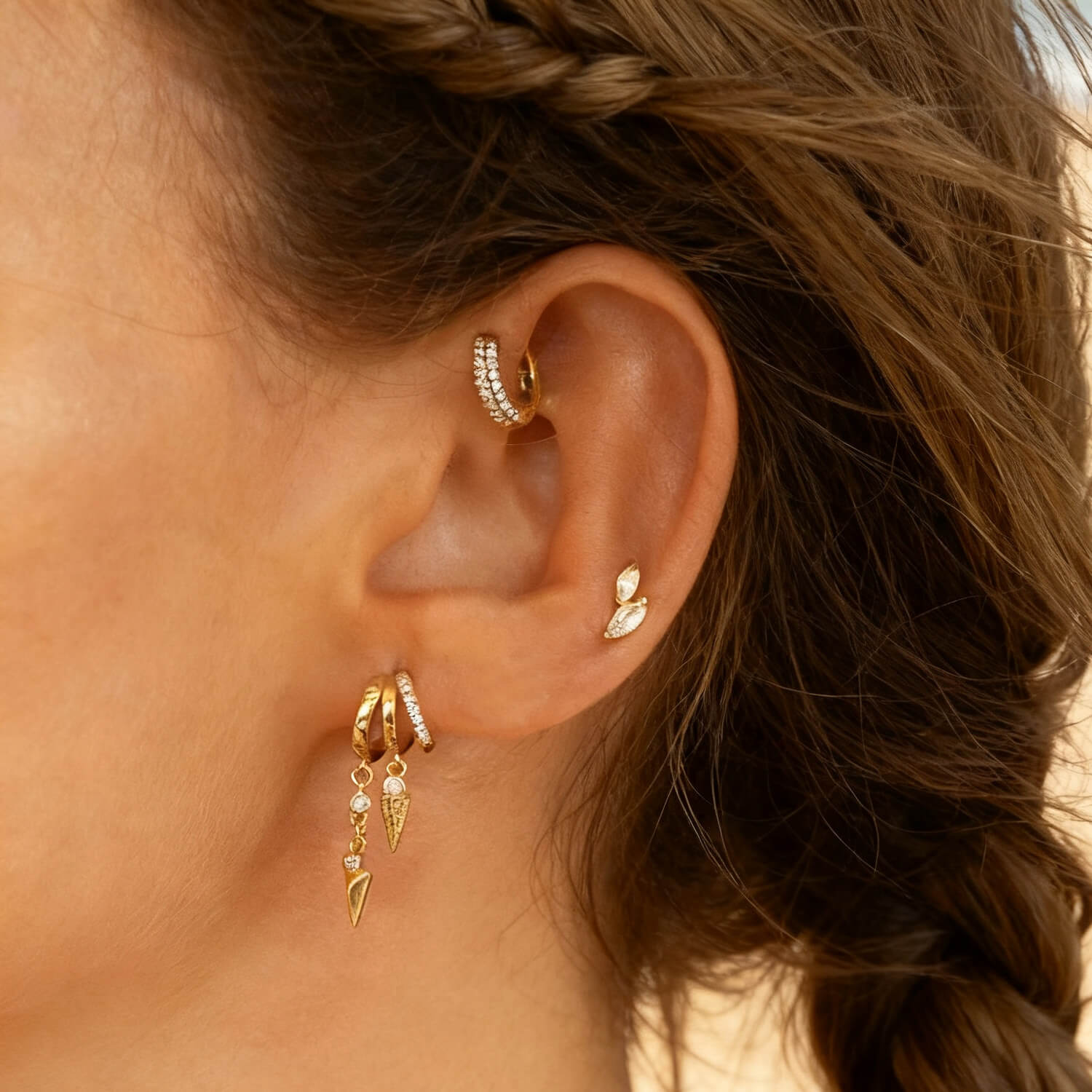 Shining Anchor Charm Illusion Earrings - Gold