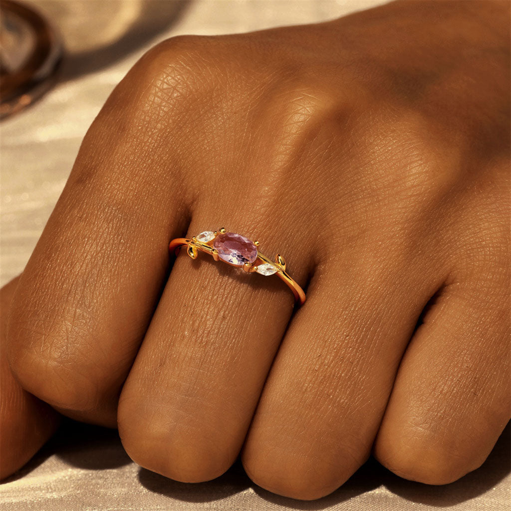 Sparkling Three Stone Open Ring - Gold