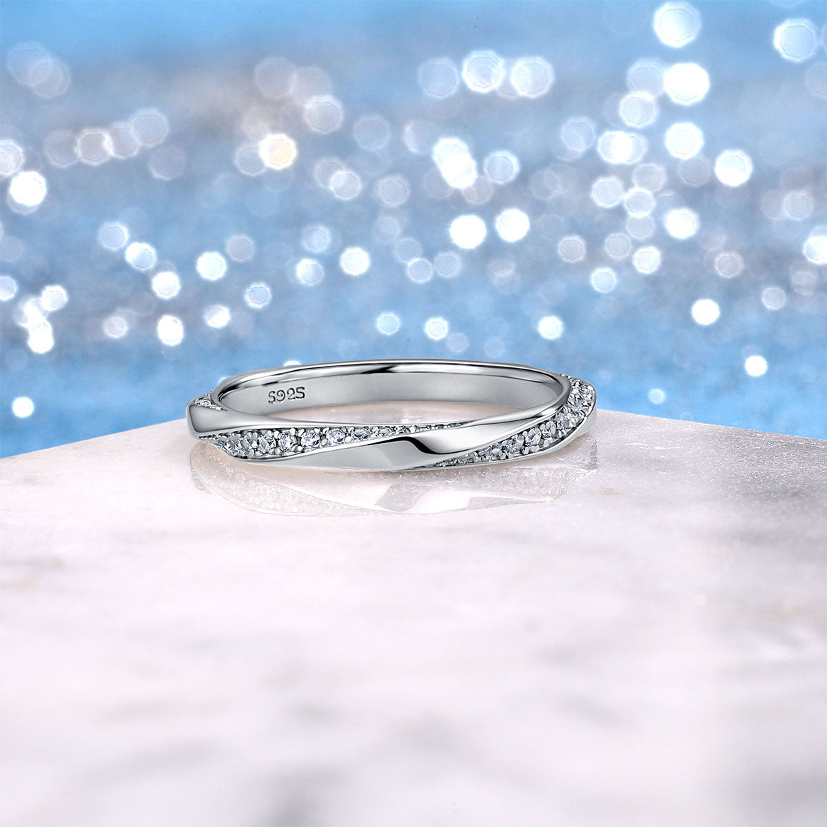 Stacking Moissanite Twisted Band Ring - Silver