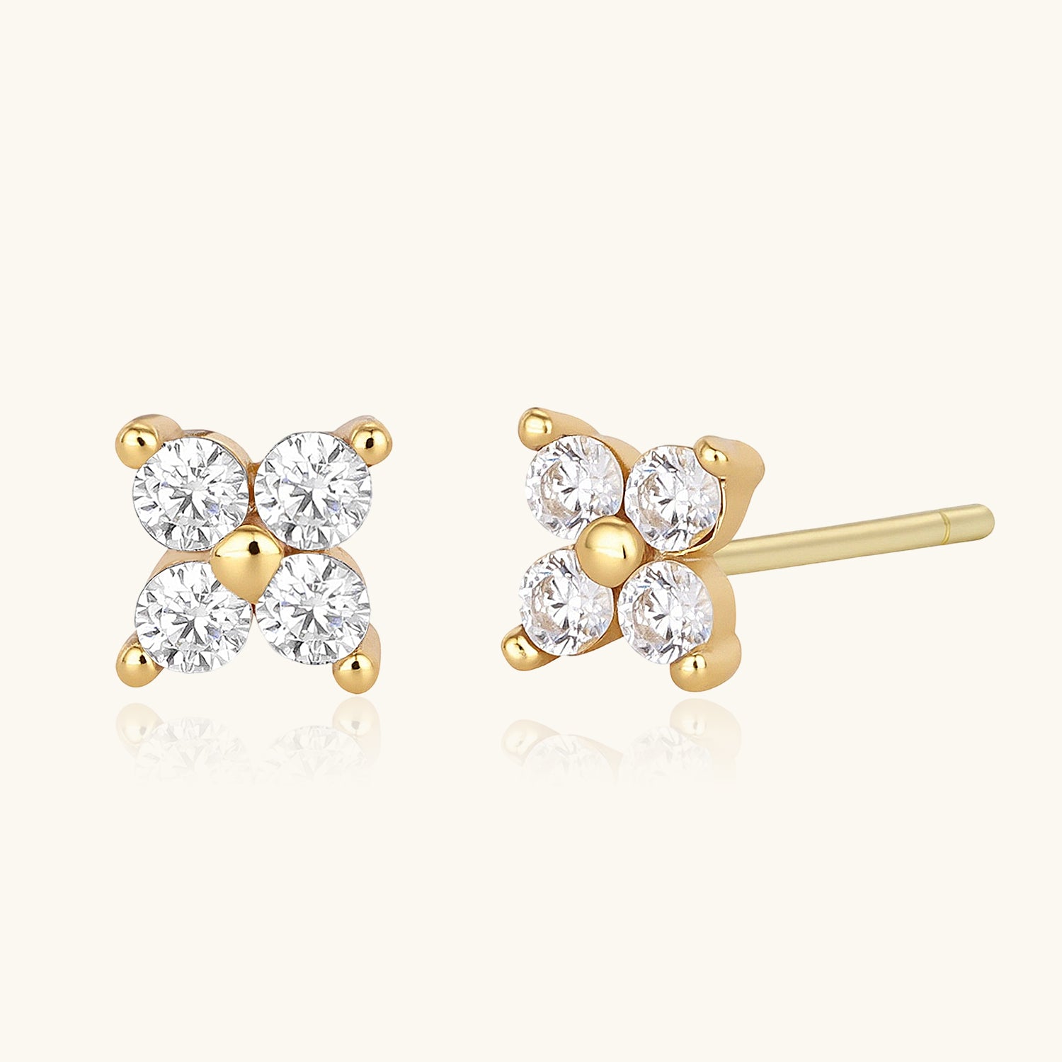 Starry Diamond Flower Stud Earrings - Gold