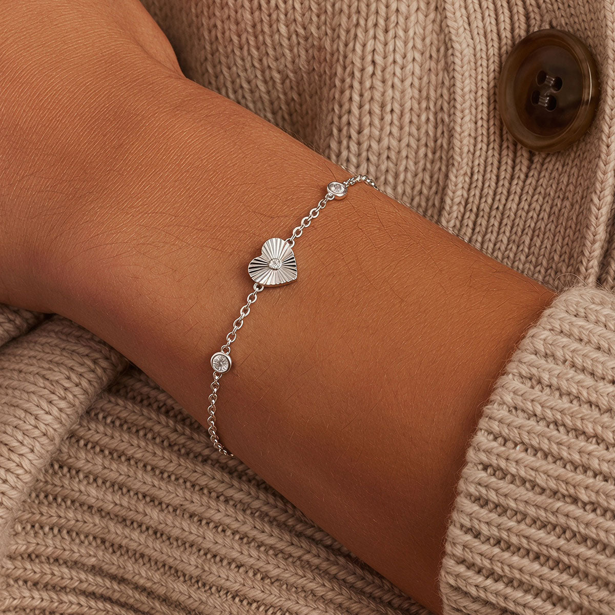 Sunburst Moissanite Heart Station Bracelet - Silver