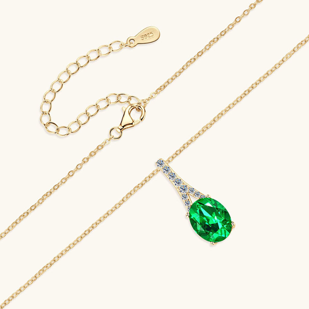 Teardrop Emerald Diamond Pendant Necklace - Gold