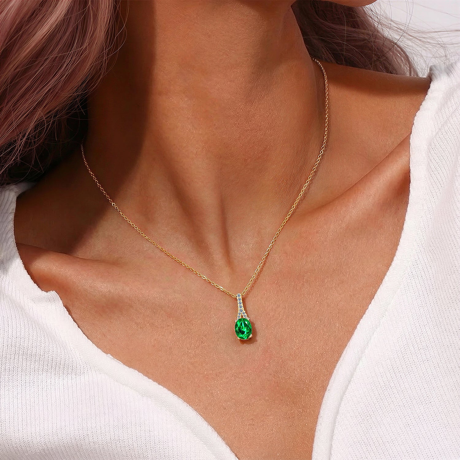 Teardrop Emerald Diamond Pendant Necklace - Gold