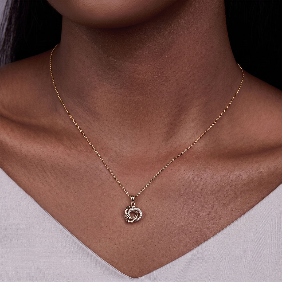 Trio Interlocking Circle Moissanite Necklace - Gold