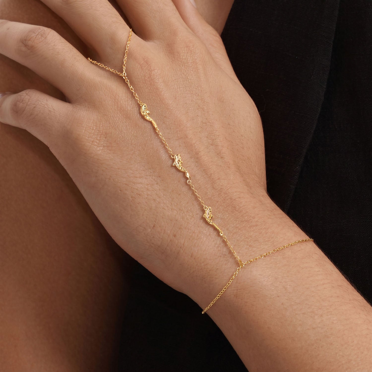 Triple Lucky Fish Hand Chain Bracelet - Gold