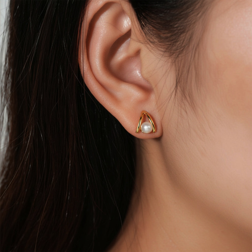 V Shaped Freshwater Pearl Stud Earrings - Gold