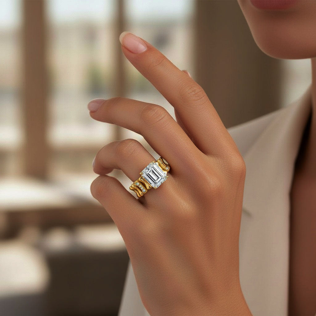 Vintage Emerald Moissanite Ring - Gold