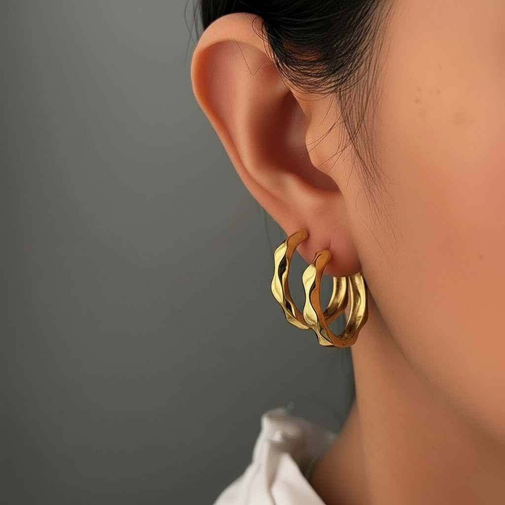 Wavy Ripped Hoop Earrings - Gold